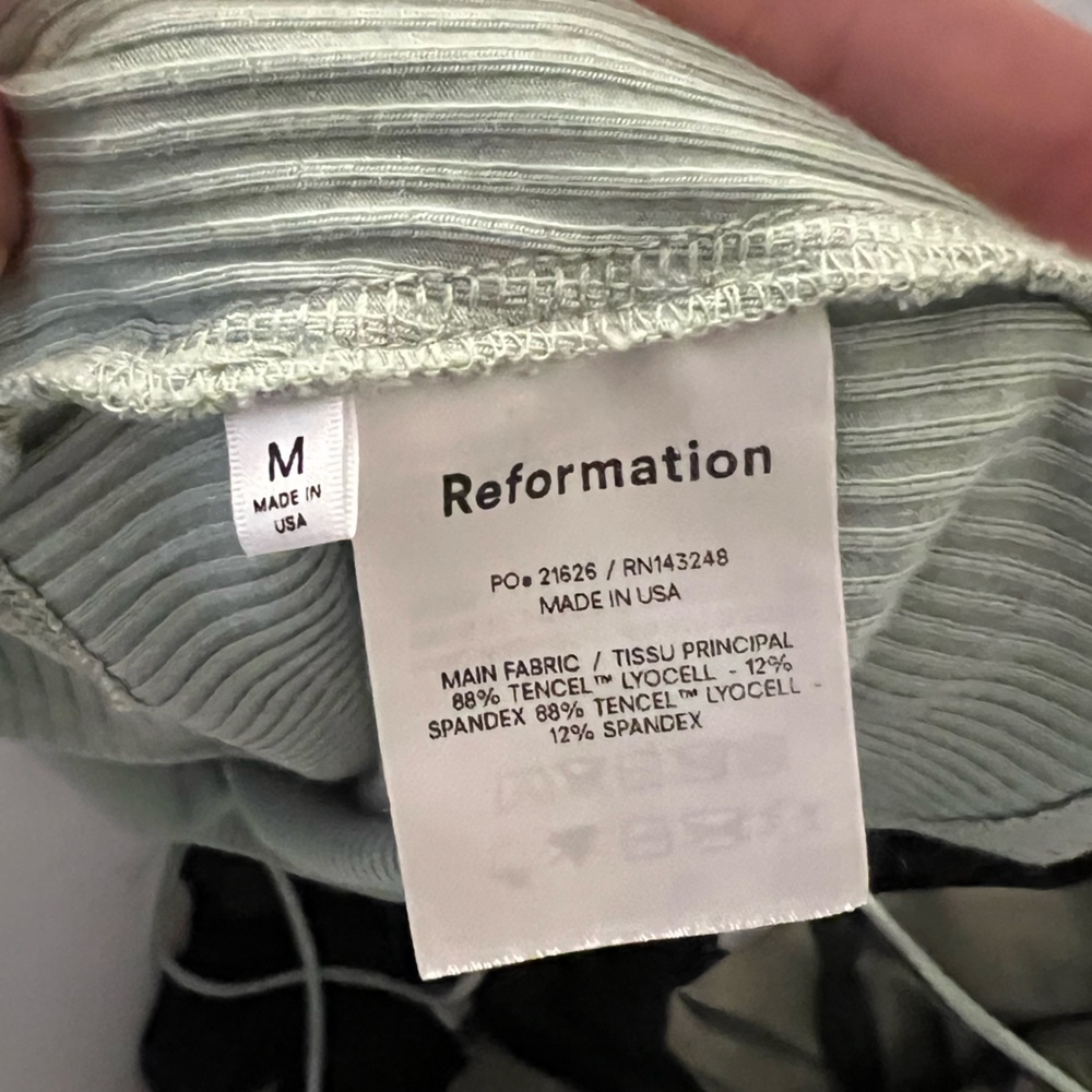 REFORMATION YVIE TOP - Picture 5 of 5